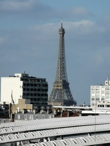 Eiffel Tower zoom (P30 Pro)